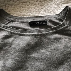 Basic Zara Knit Lightweight sweater